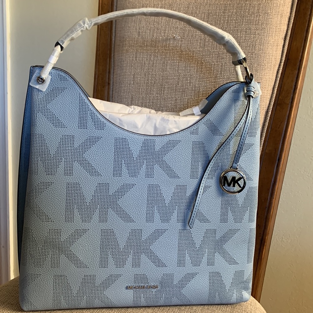 Michael Kors Joan XL Slouchy Shoulder Bag Pale Blue - Picture 4 of 16